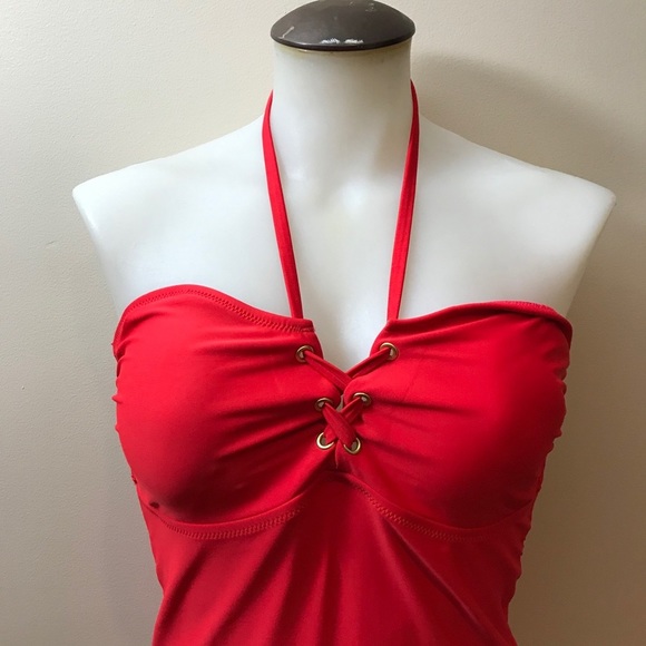 Red one piece bathingsuit - Picture 2 of 5